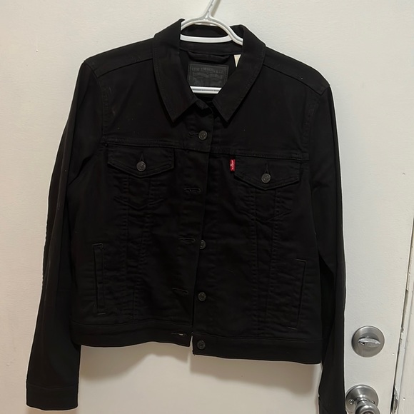 Levi’s black denim jacket